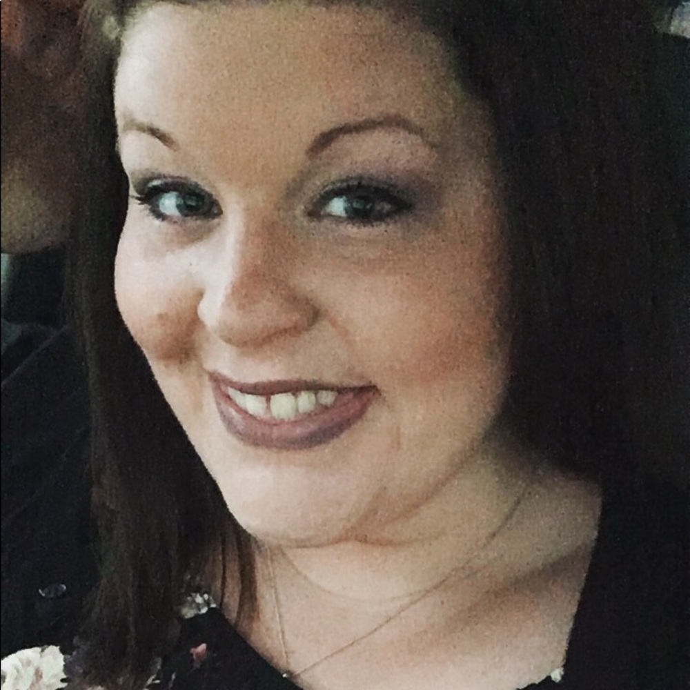 Meet your Posher, Stephanie